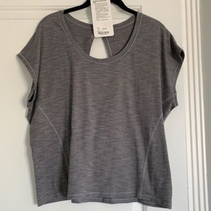 Lululemon Sweaty or Not Crop Tee Sz 10 EUC